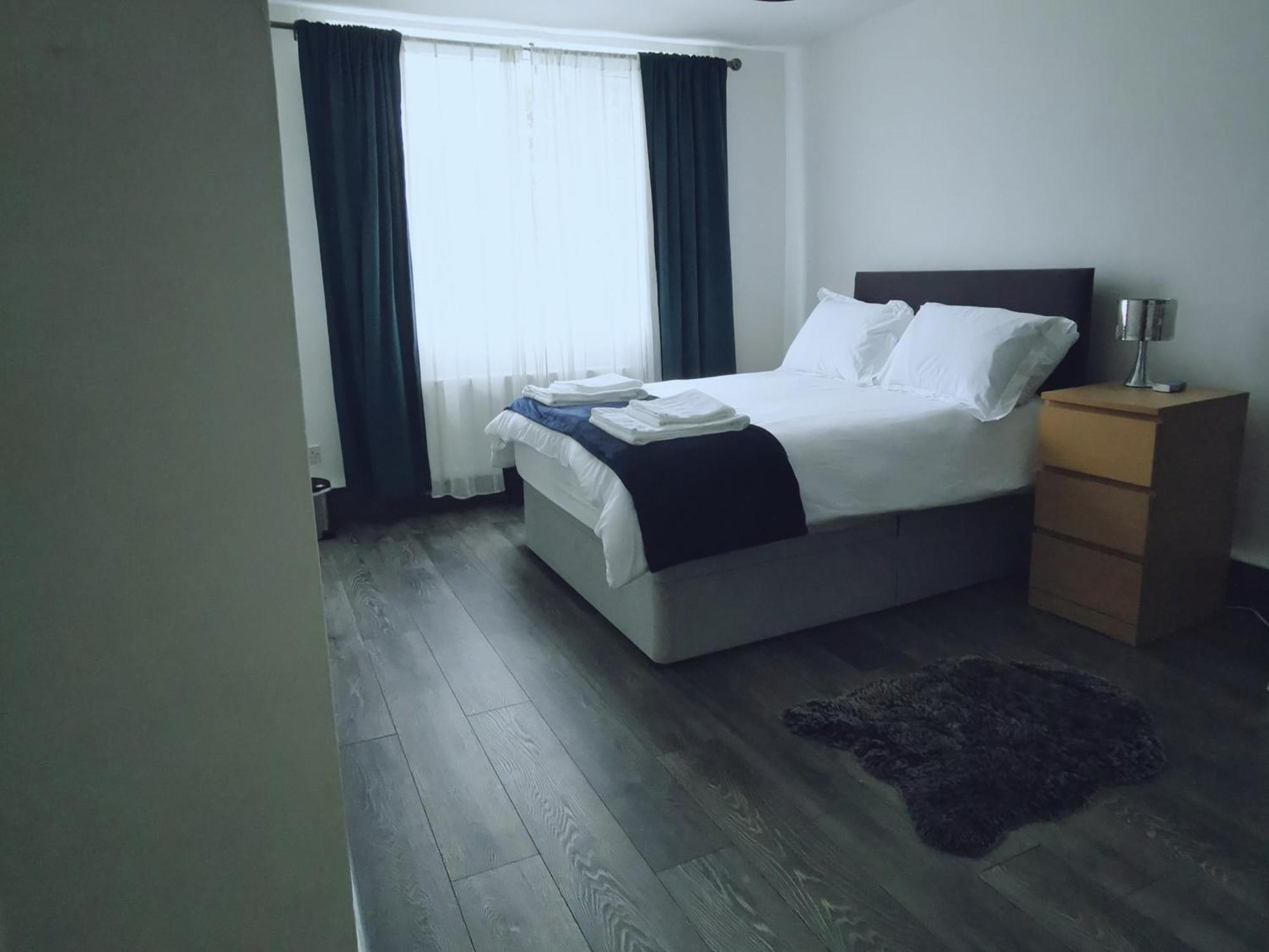 Entire 1 Bed Spacious Apartment, Private Balcony & Study Room Near City Whitehouse  Eksteriør bilde